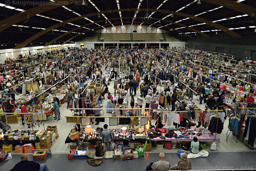 Laatste keer rommelmarkt in de Rijnhal
