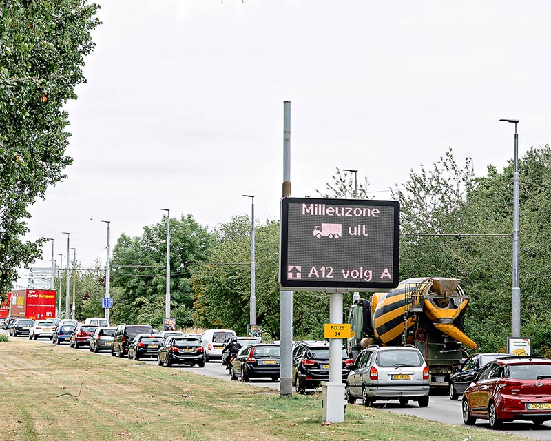 Verkeerschaos en extra luchtverontreiniging door wegwerkzaamheden